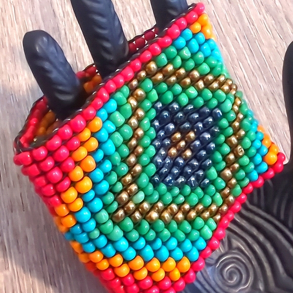 Artisan Mexico Huichol Beaded Bracelet - Picture 4 of 7